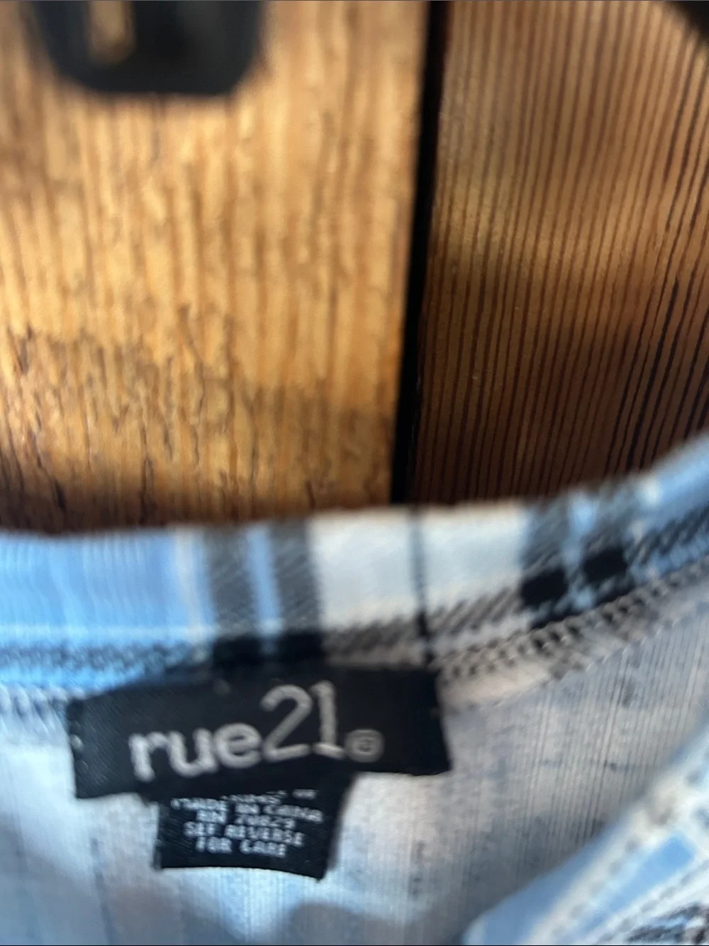 Rue21 Blue White and Black Plaid Puff-Sleeve Top